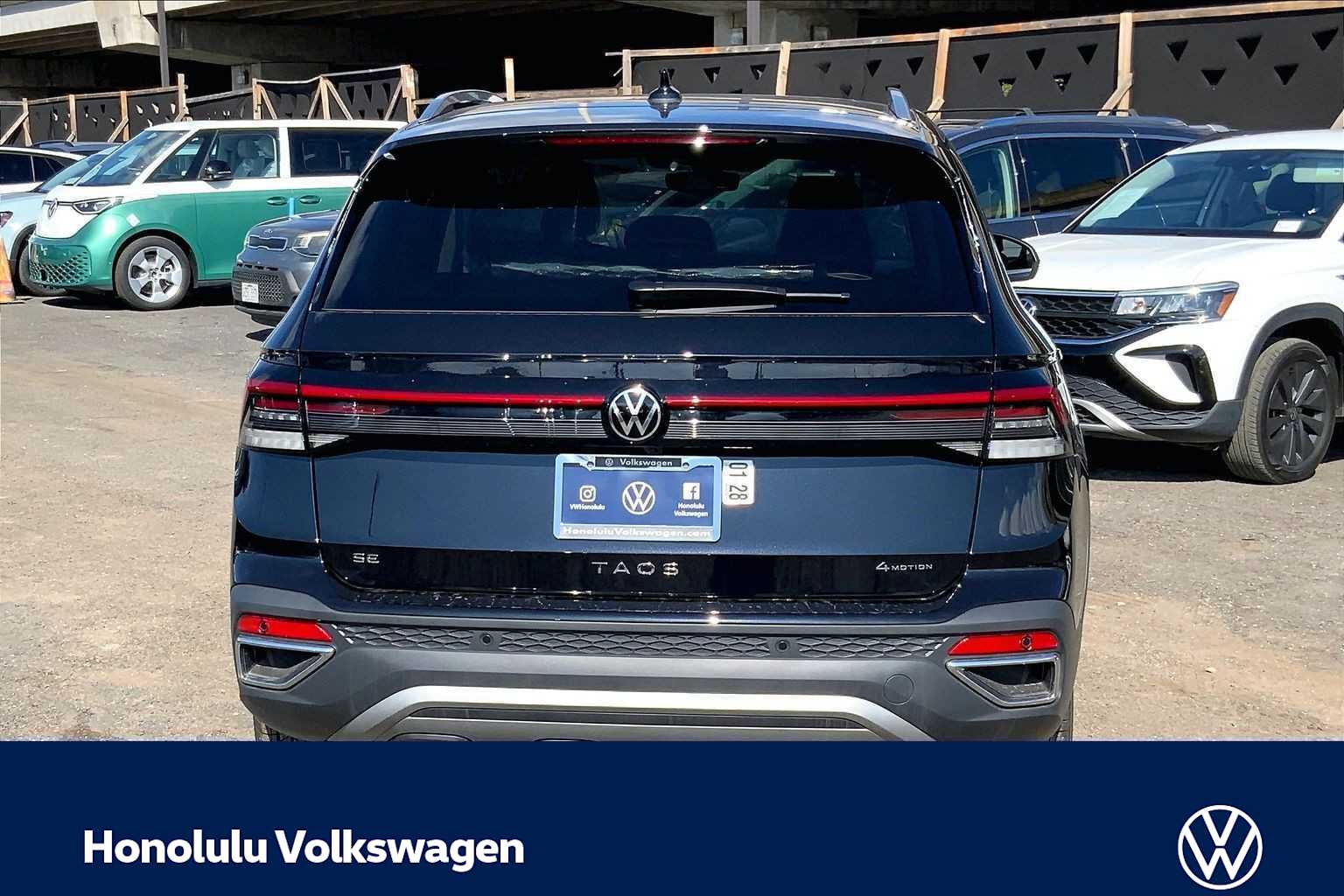 View vehicle photo 5