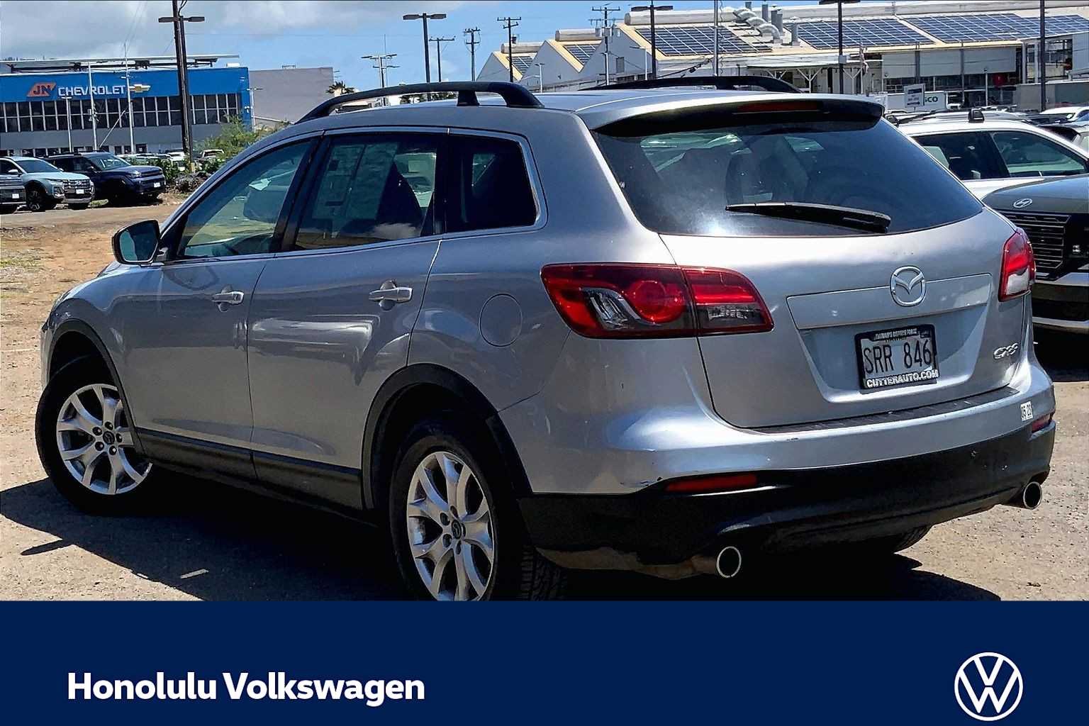 View vehicle photo 5