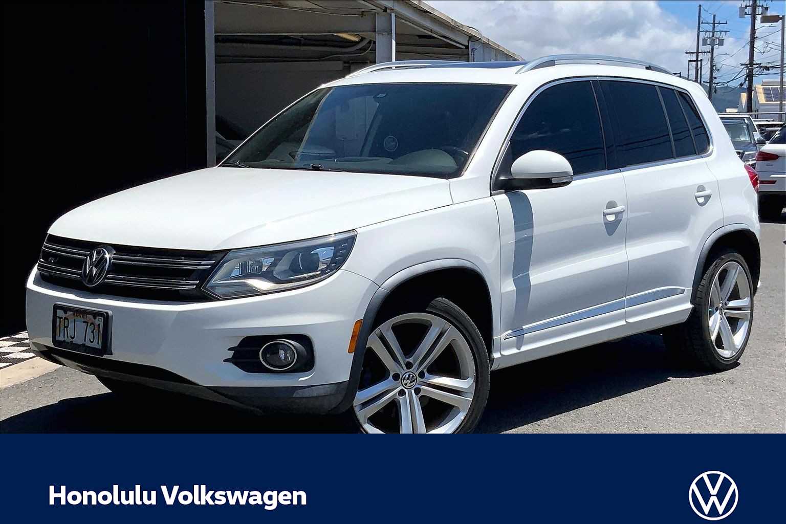 Pure White 2015 Volkswagen Tiguan R-Line SUV / Crossover Front-Wheel Drive 6-Speed Automatic