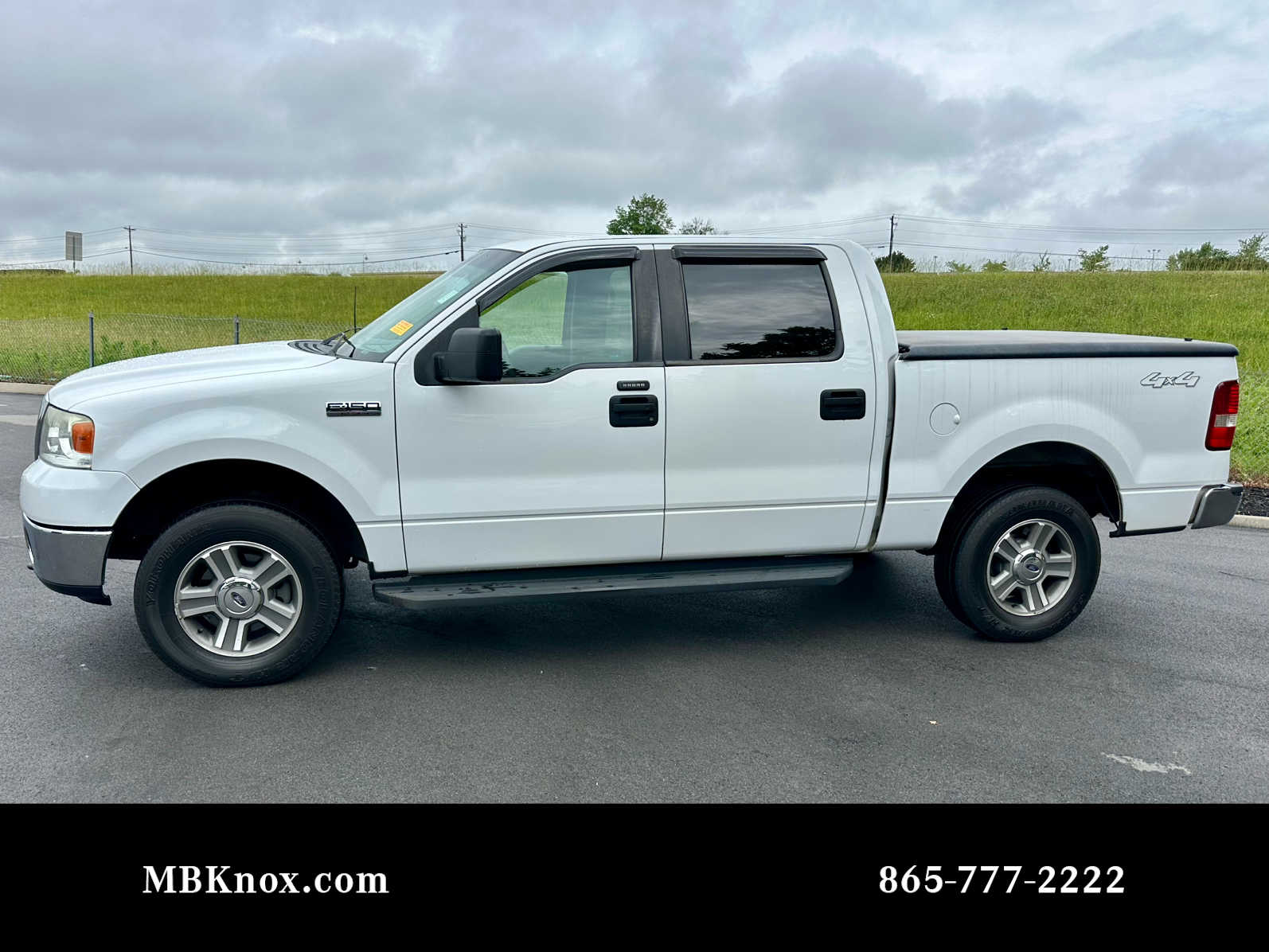 Oxford White 2008 Ford F-150 FX4 SuperCrew SB Pickup Truck Four-Wheel Drive 4-Speed Automatic