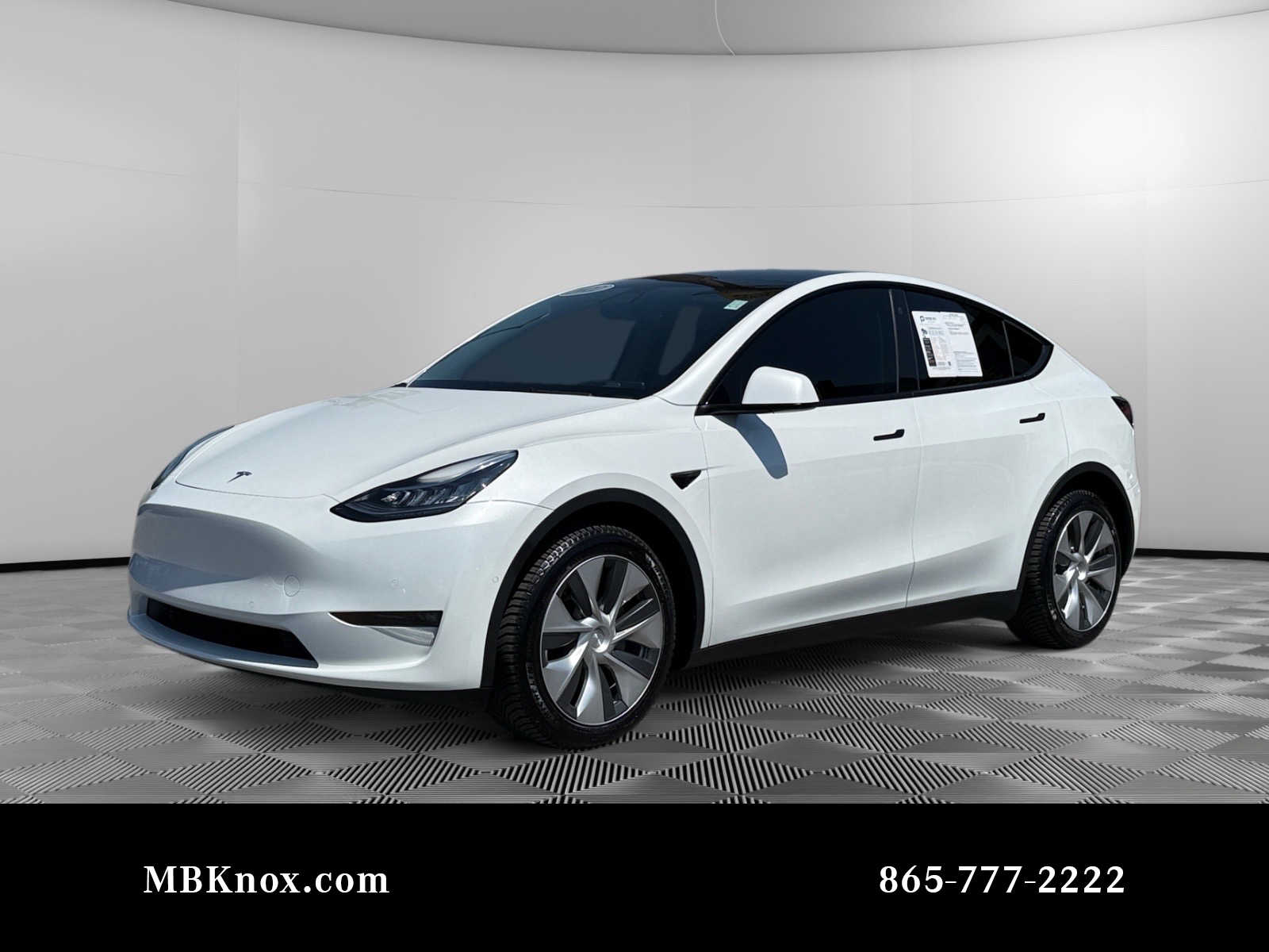 Pearl White Multi-Coat 2022 Tesla Model Y Long Range AWD SUV / Crossover All-Wheel Drive 1-Speed Automatic