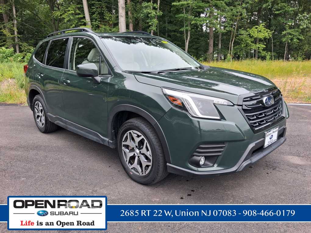 2024 Subaru Forester Premium Crossover AWD