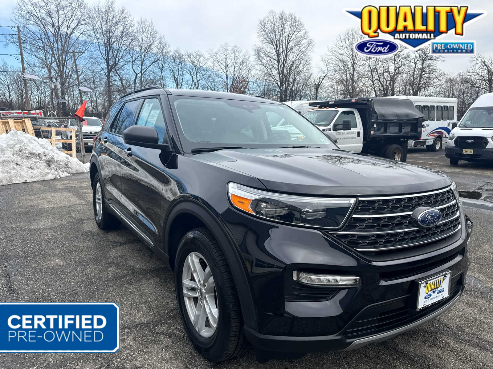 Agate Black 2024 Ford Explorer XLT AWD SUV / Crossover All-Wheel Drive Automatic