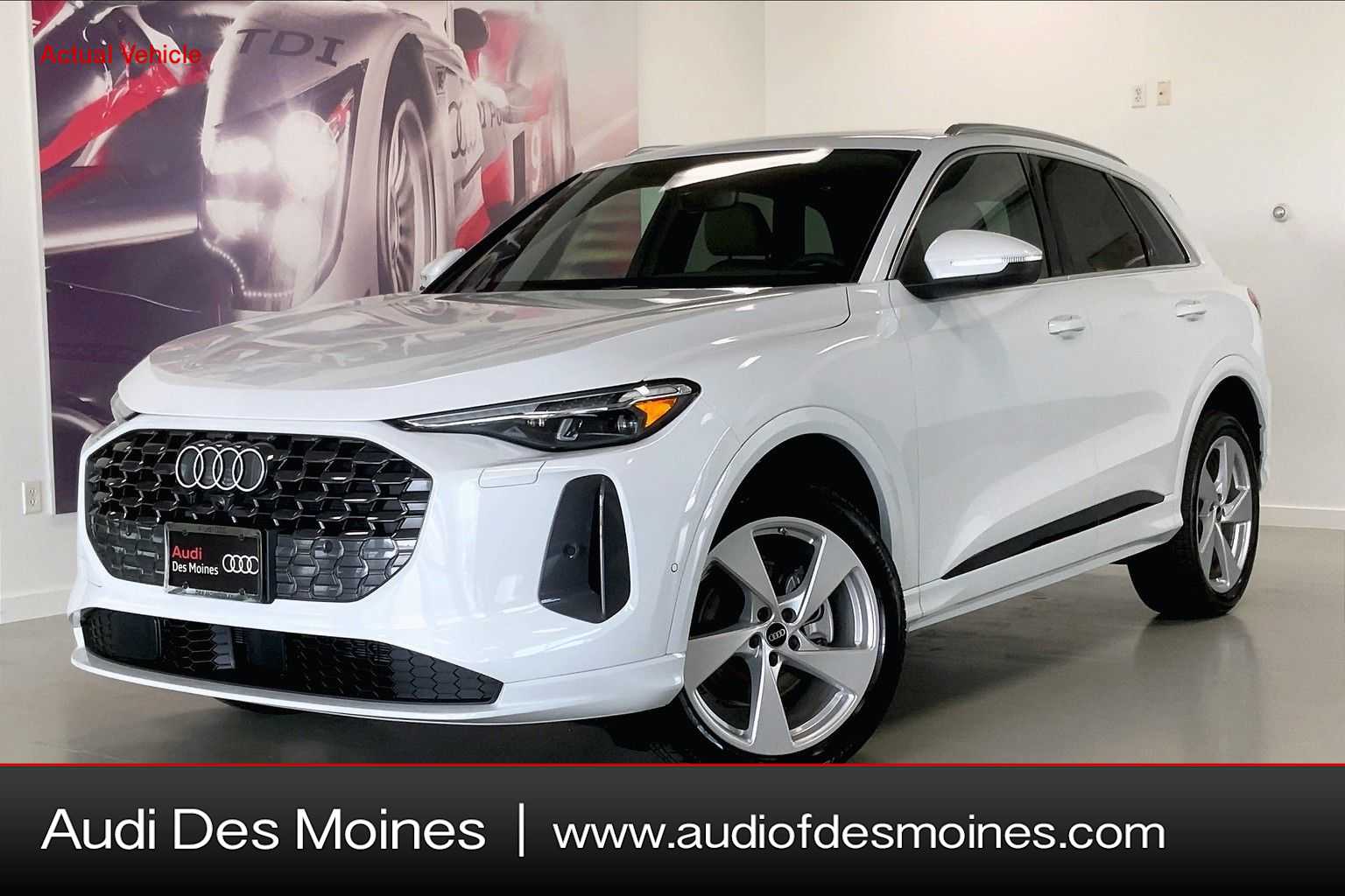 Glacier White Metallic 2025 Audi Q5 quattro Premium Plus 40 TFSI SUV / Crossover All-Wheel Drive 7-Speed Automatic