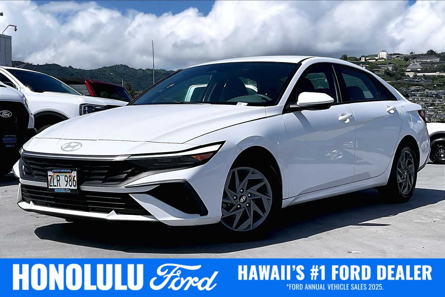2024 Hyundai Elantra SEL FWD