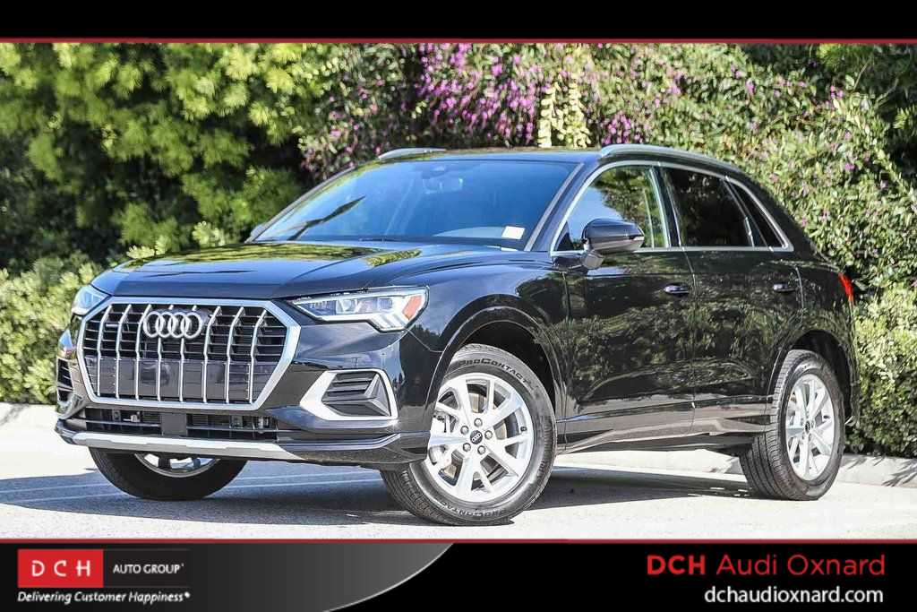 2024 Audi Q3 quattro Premium 40 TFSI