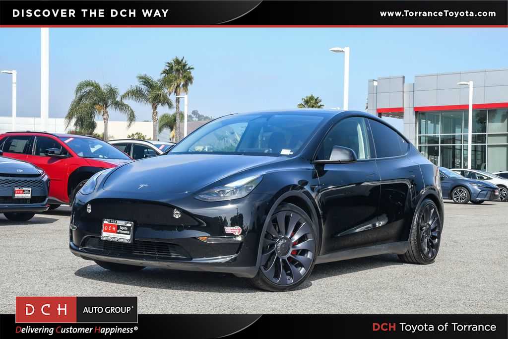 2025 Tesla Model Y SUV / Crossover All-Wheel Drive 1-Speed Automatic