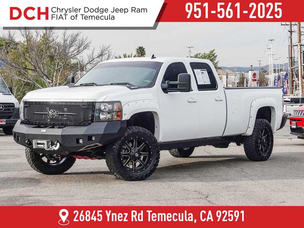 2011 Chevrolet Silverado 2500HD LTZ Crew Cab 4WD