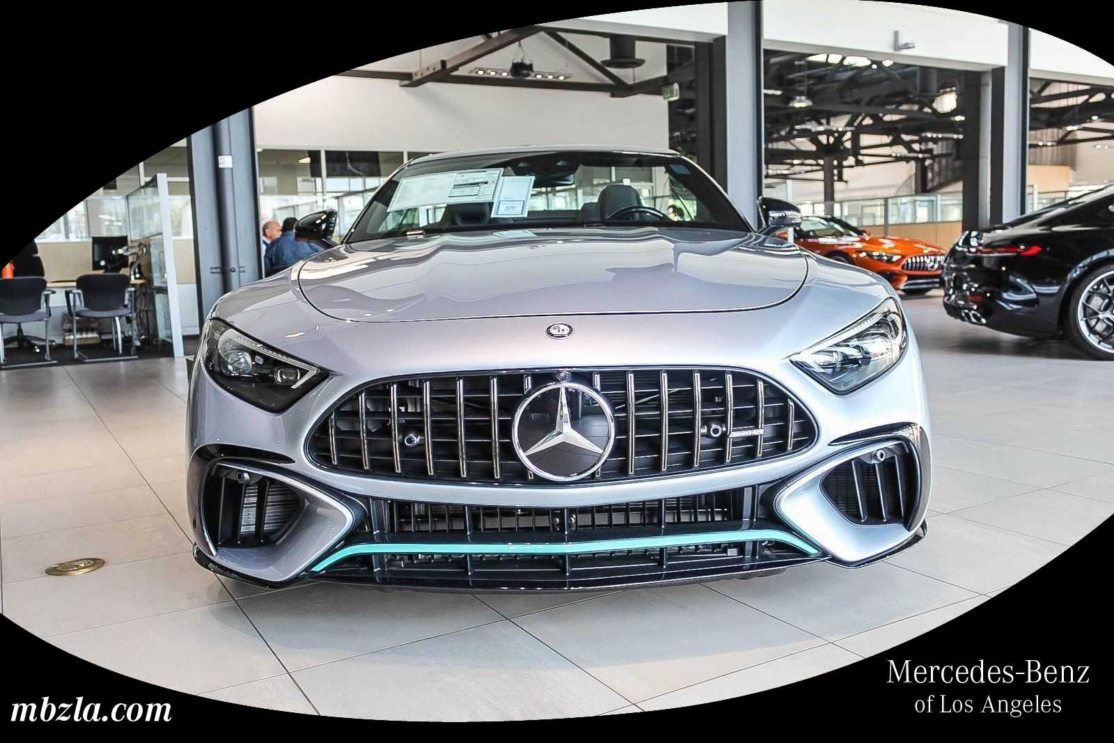 Cirrus Silver Metallic 2024 Mercedes-Benz SL-Class Convertible All-Wheel Drive 9-Speed Automatic