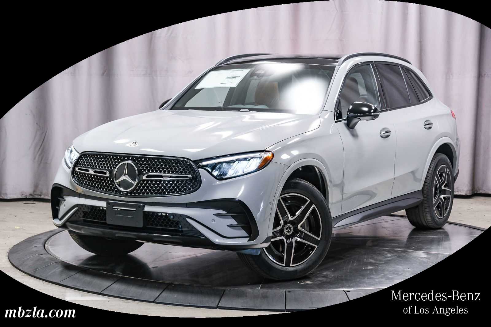 Gray (MANUFAKTUR Alpine Grey) 2027 Mercedes-Benz GLC SUV / Crossover Rear-Wheel Drive 9-Speed Automatic