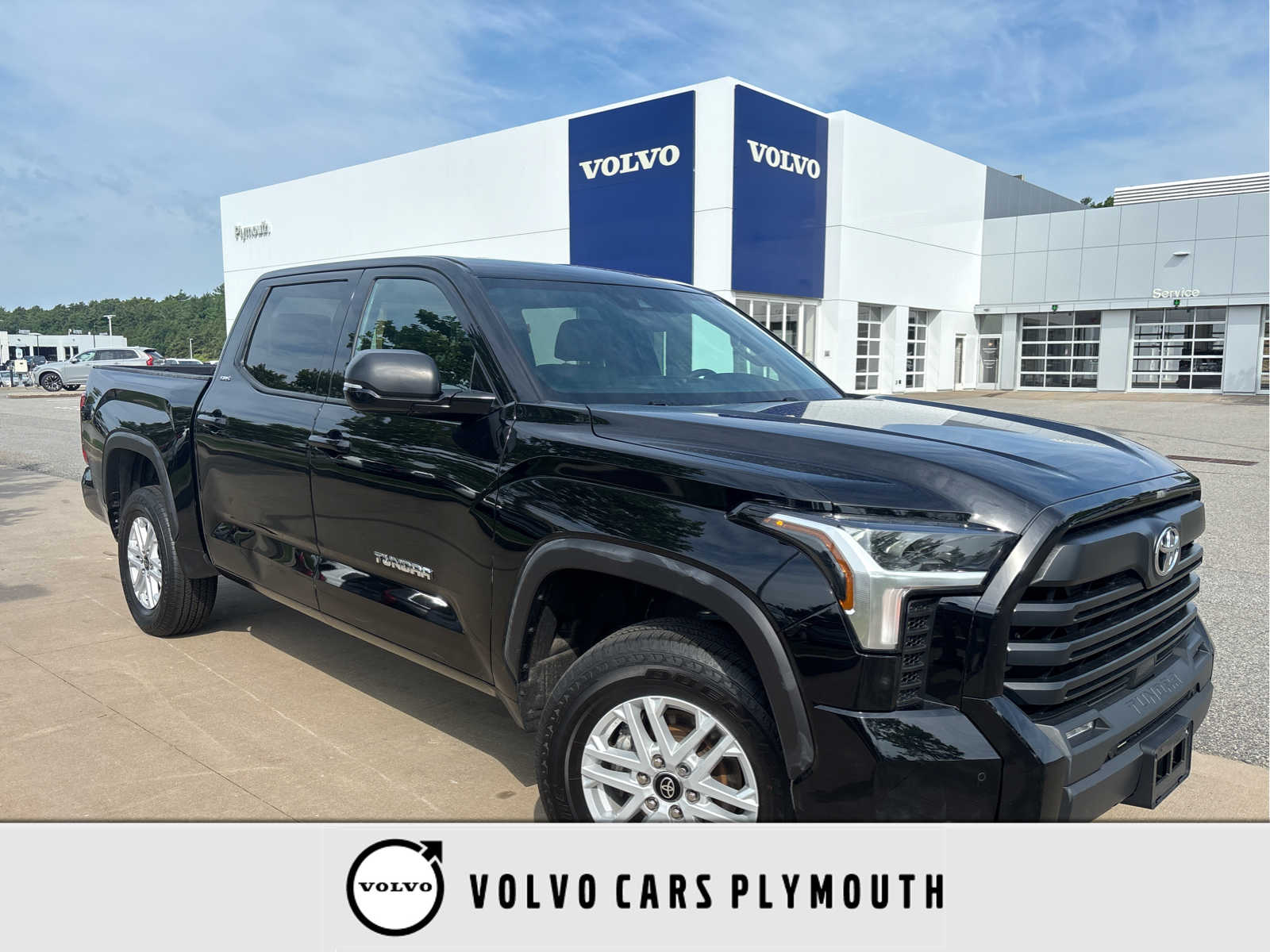 Midnight Black Metallic 2025 Toyota Tundra Pickup Truck Four-Wheel Drive Automatic