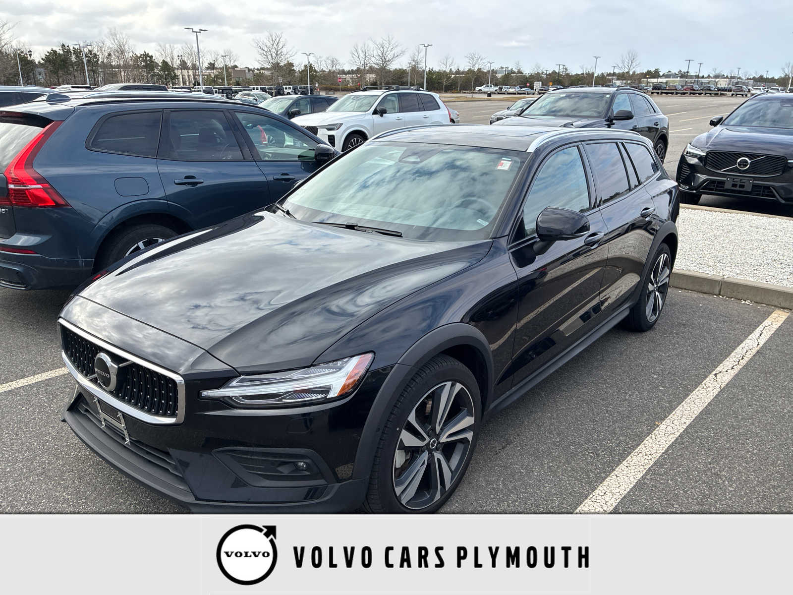 2025 Volvo V60 Cross Country B5 Plus AWD