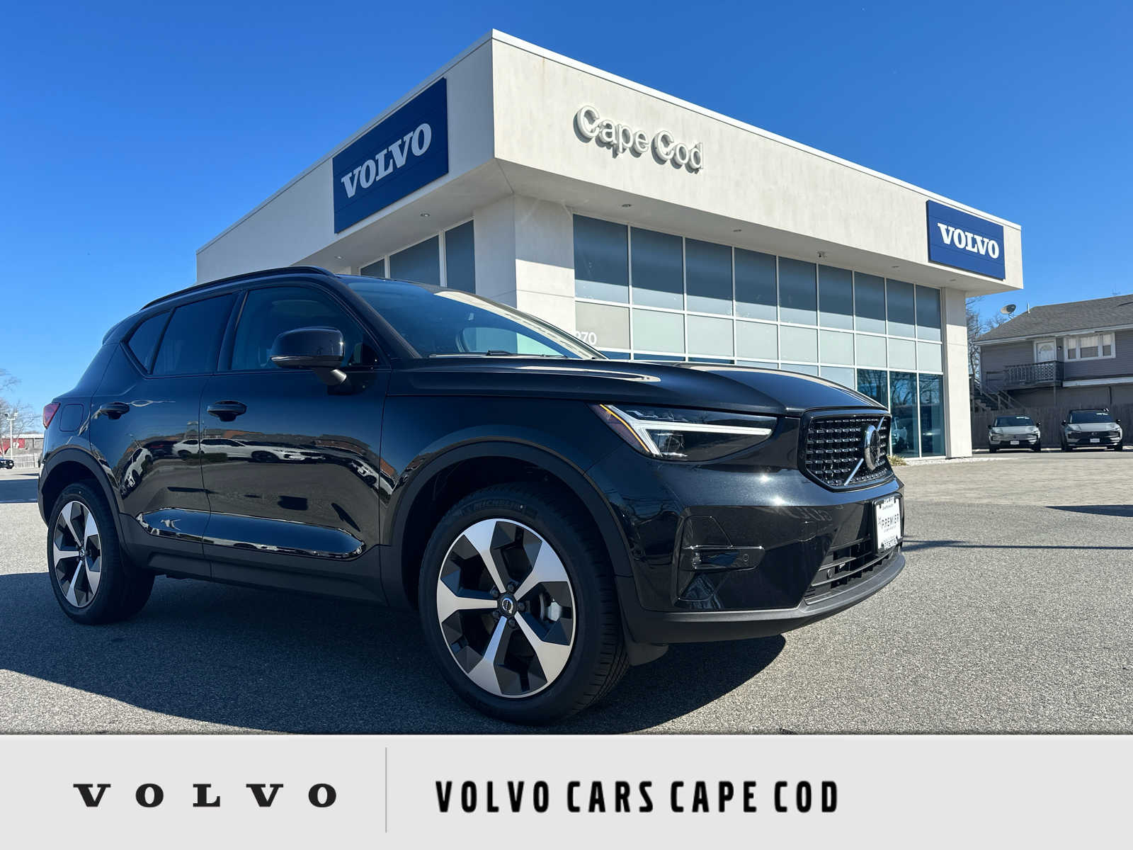 Black 2026 Volvo XC40 B5 Plus AWD SUV / Crossover All-Wheel Drive 8-Speed Automatic