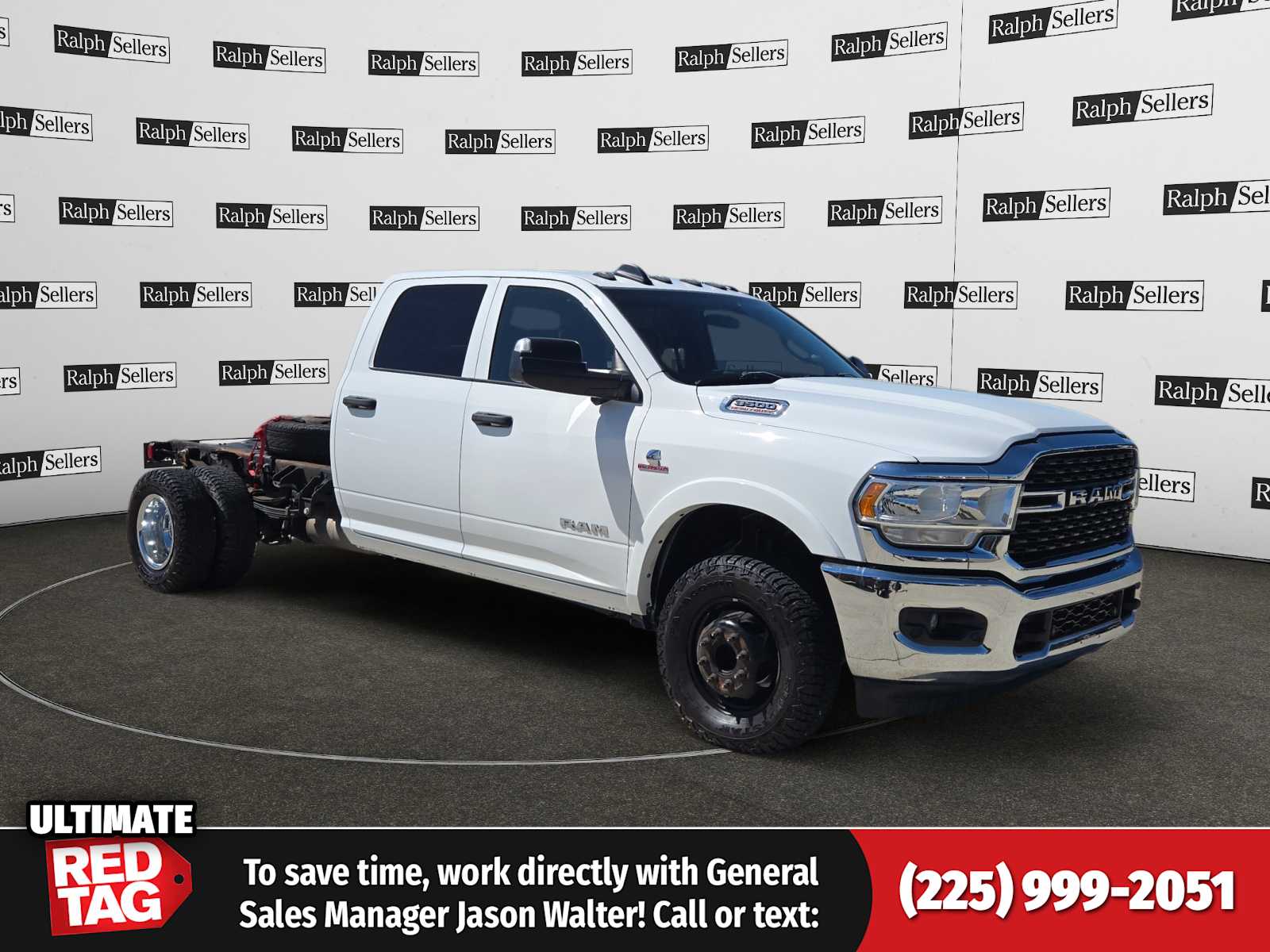 2022 RAM 3500 Chassis Tradesman Crew Cab DRW 4WD