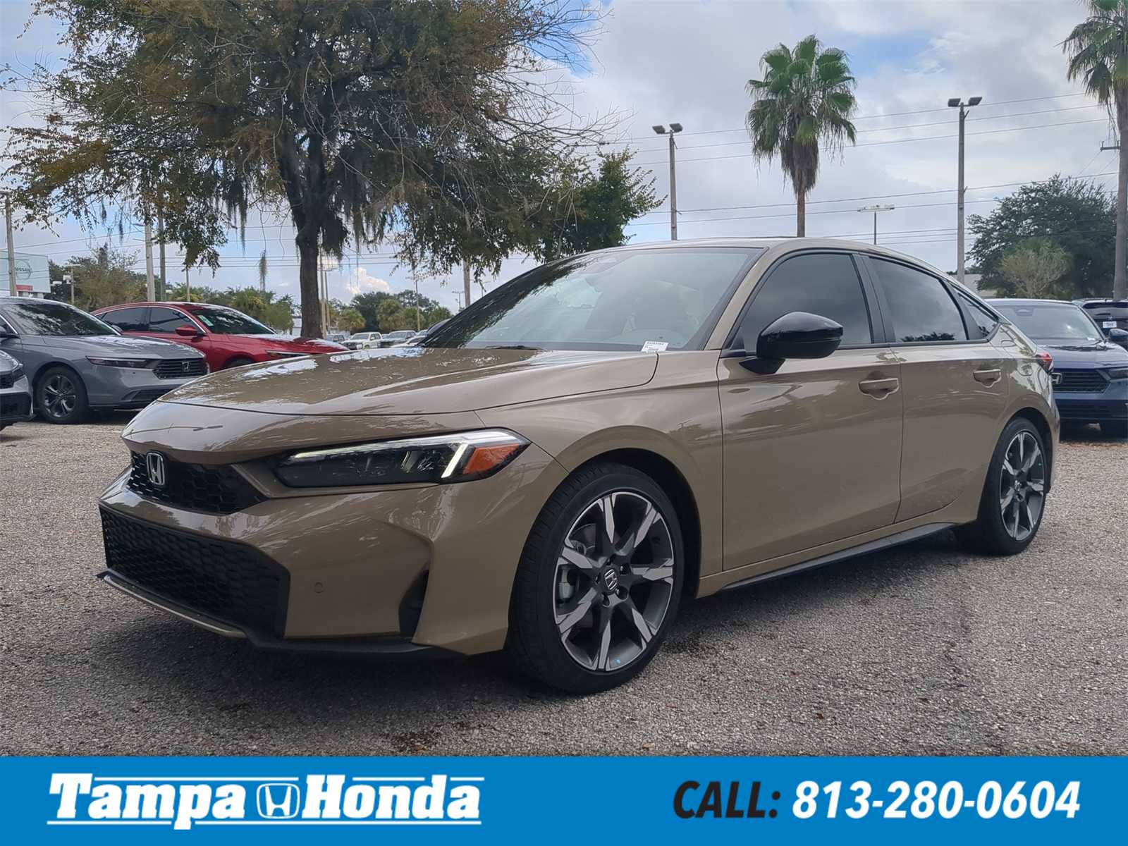 2025 Honda Civic Hatchback Hybrid Sport Touring photo 3