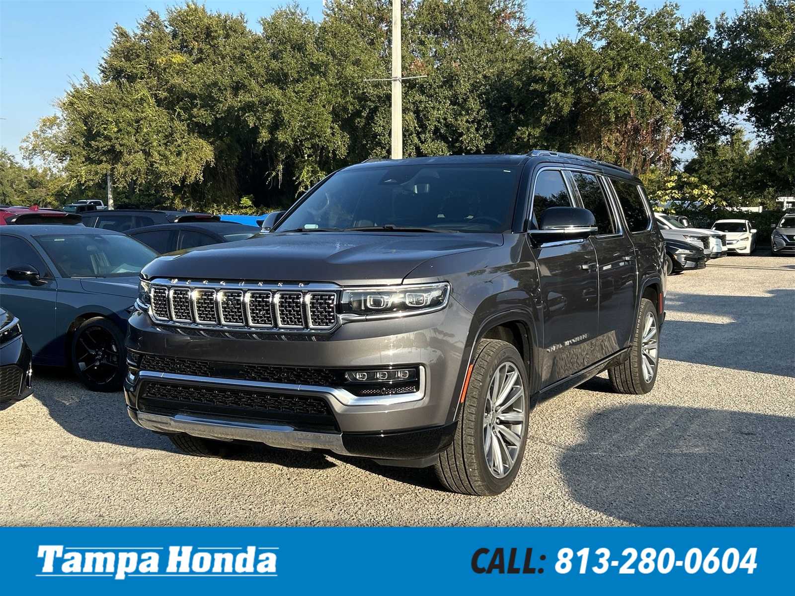 2023 Jeep Grand Wagoneer L Series II's photo