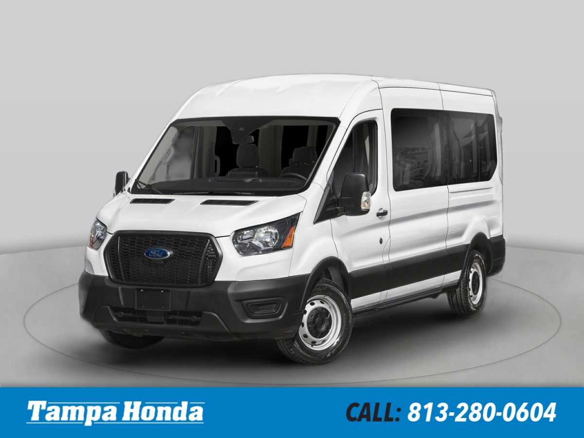 2023 Ford Transit Passenger XLT