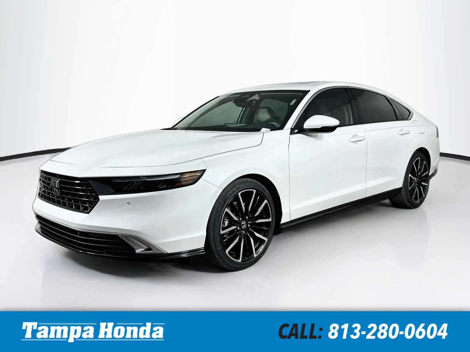 Honda Accord Hybrid Touring 2026