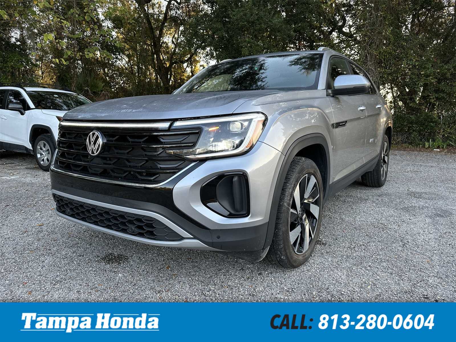 2024 Volkswagen Atlas Cross Sport SE w/Tech's photo