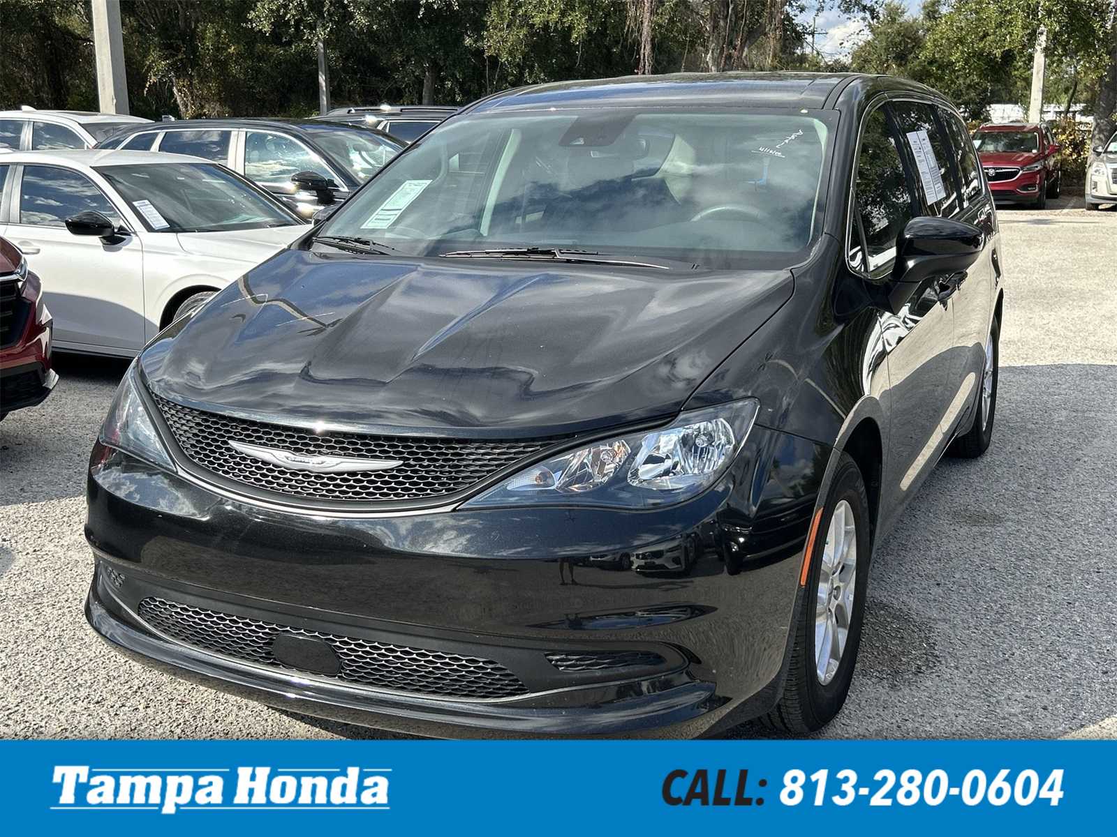 2024 Chrysler Voyager LX