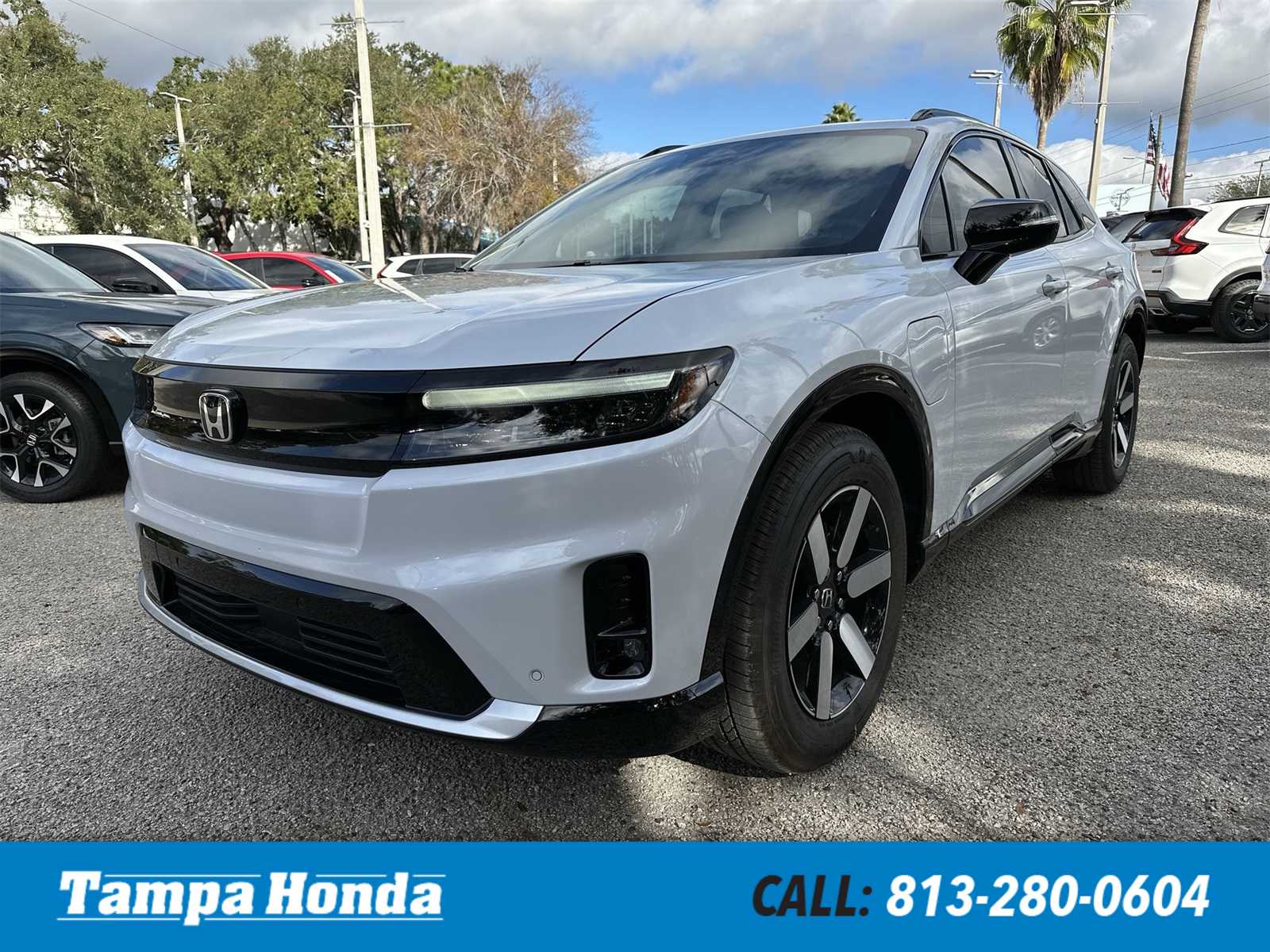 2026 Honda Prologue Touring's photo