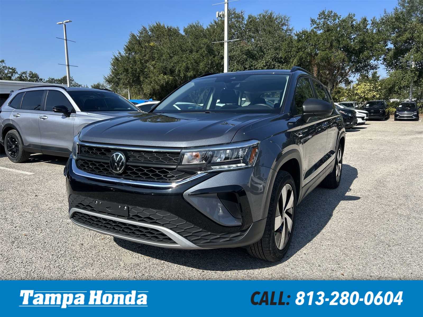 2024 Volkswagen Taos S's photo