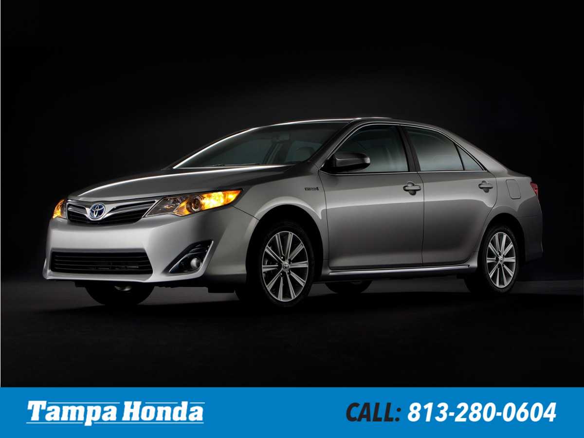 2014 Toyota Camry Hybrid XLE