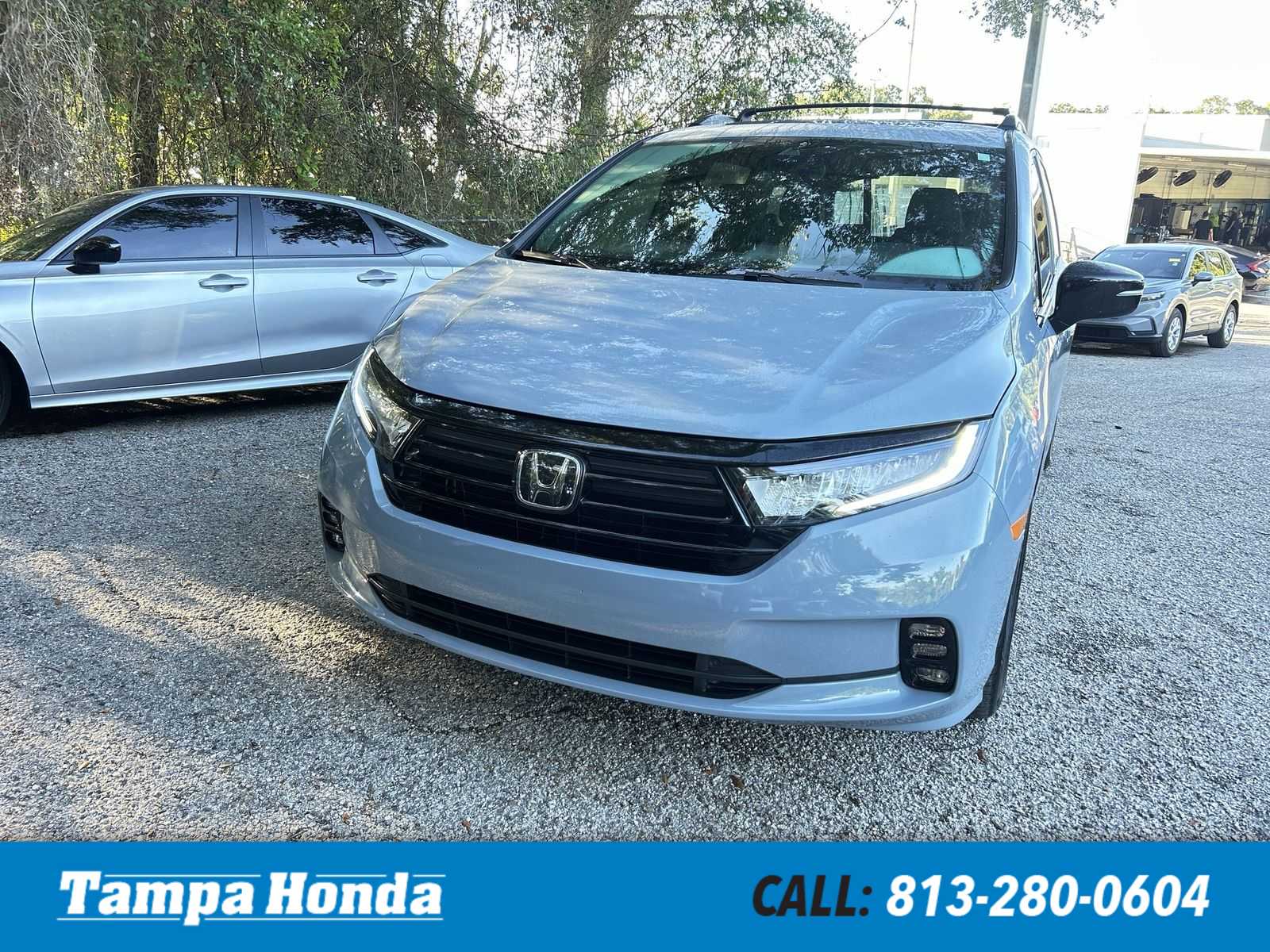 2023 Honda Odyssey SPORT's photo
