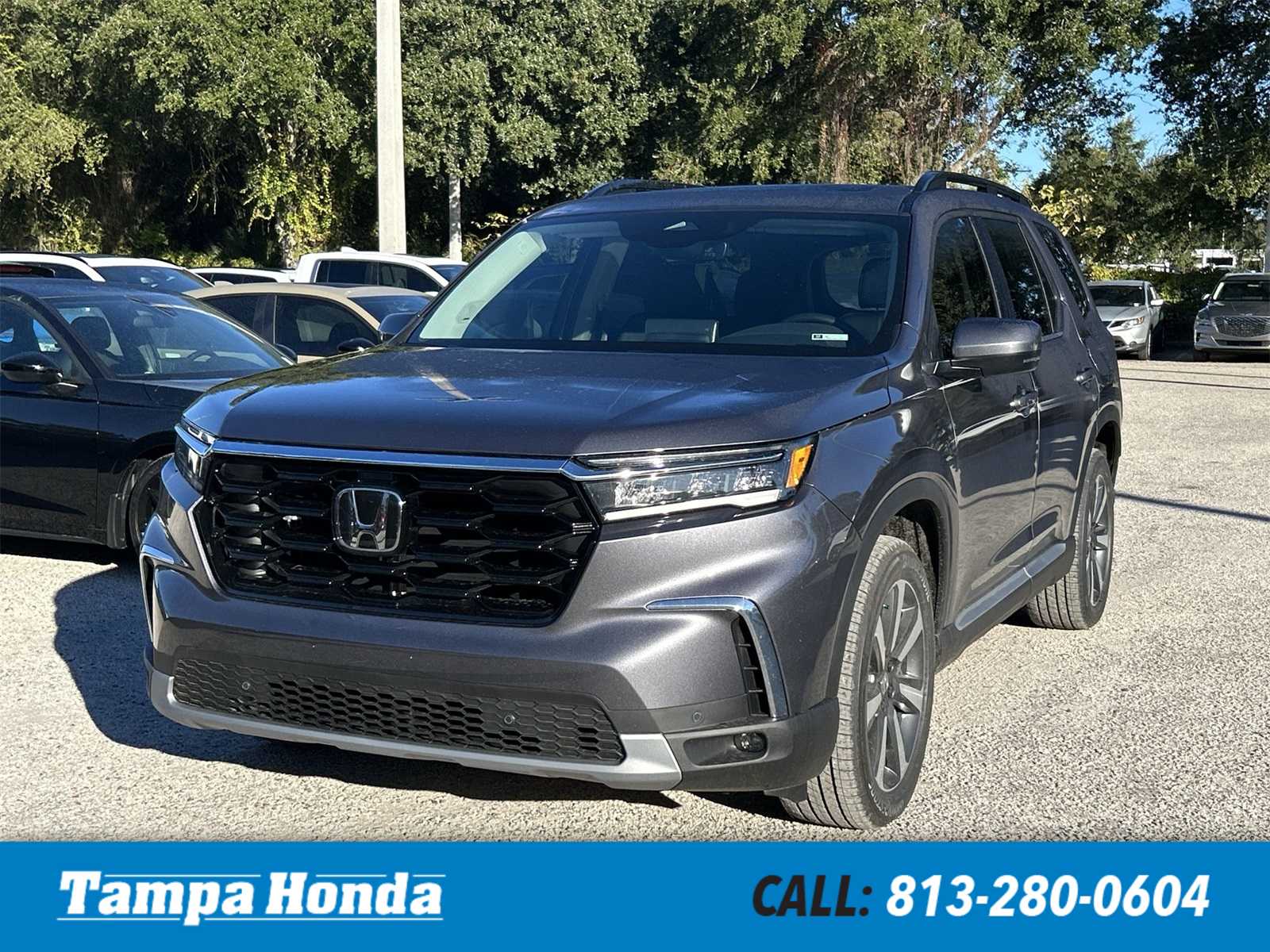 2025 Honda Pilot Touring's photo
