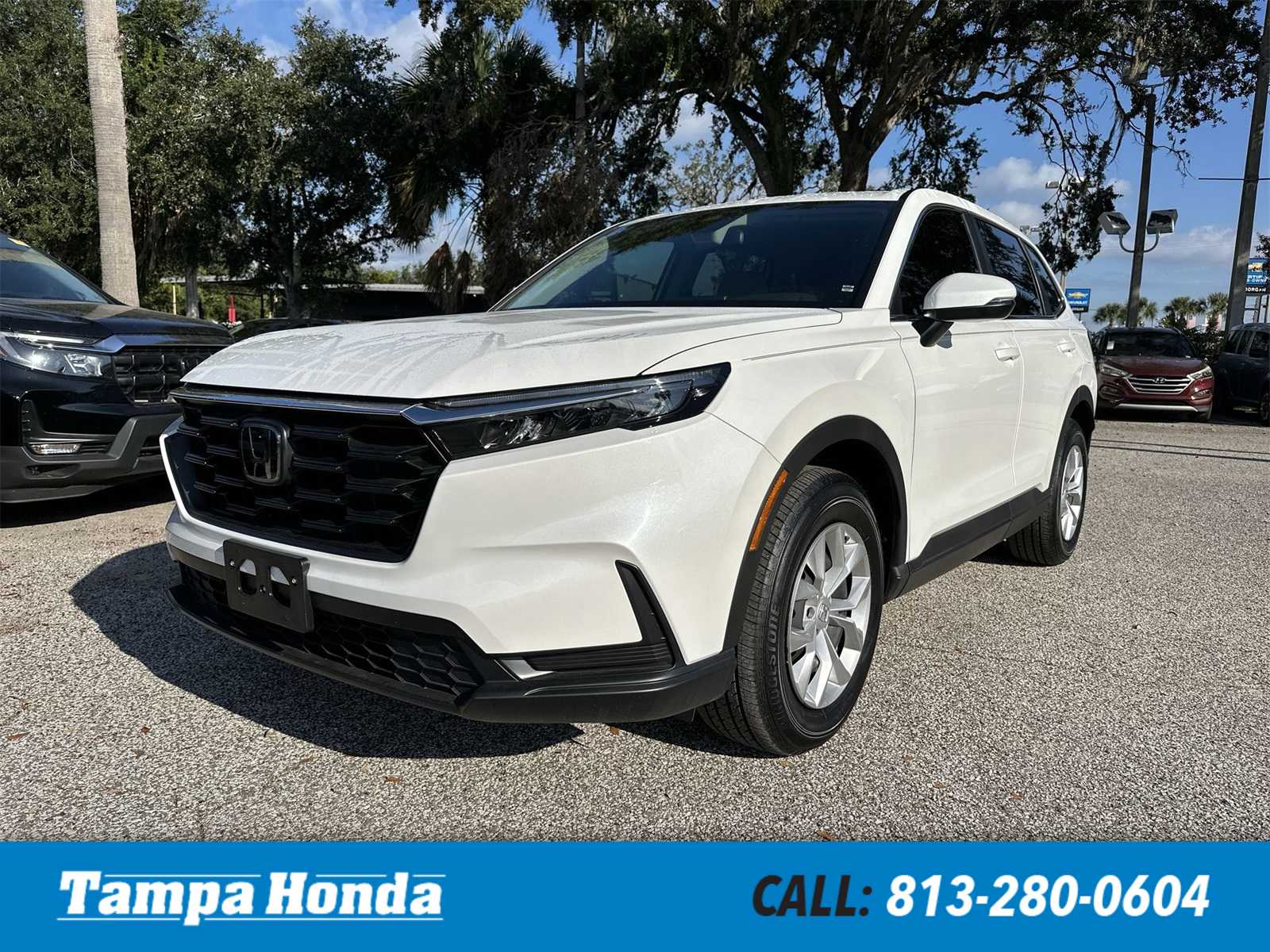 2025 Honda CR-V LX's photo