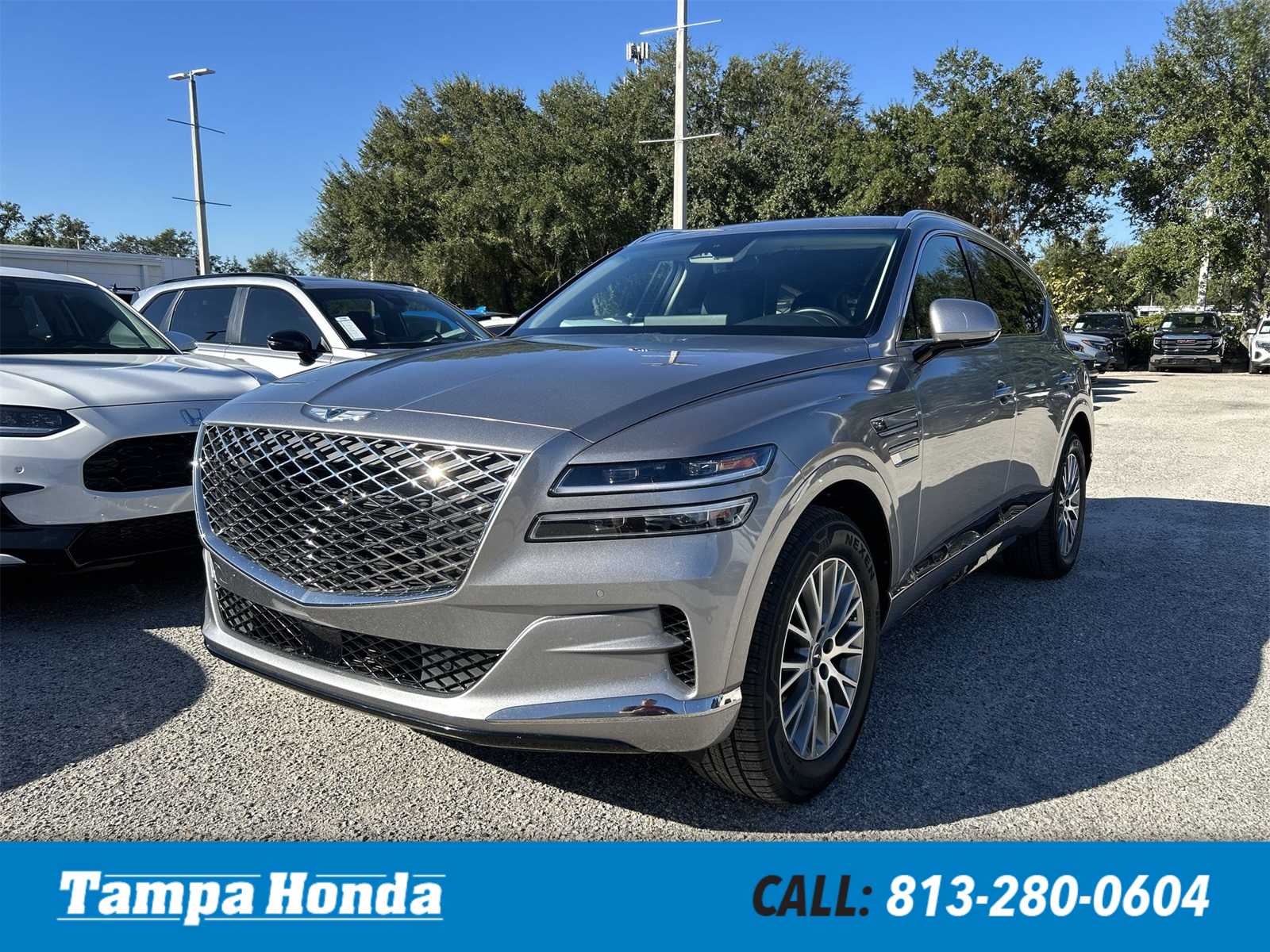 2024 GENESIS GV80 Standard's photo