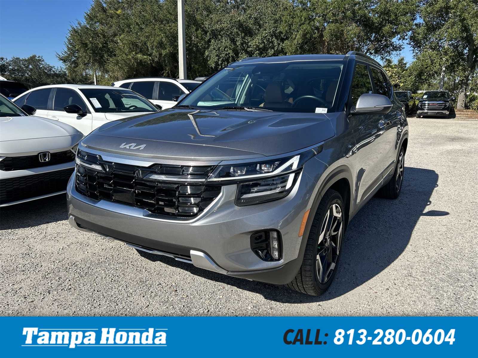 2024 Kia Seltos SX's photo