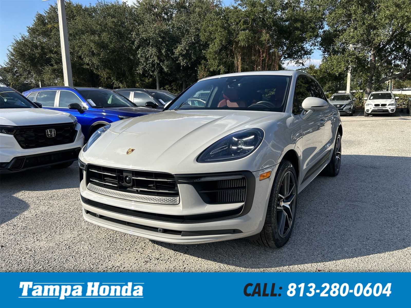 2023 Porsche Macan S's photo