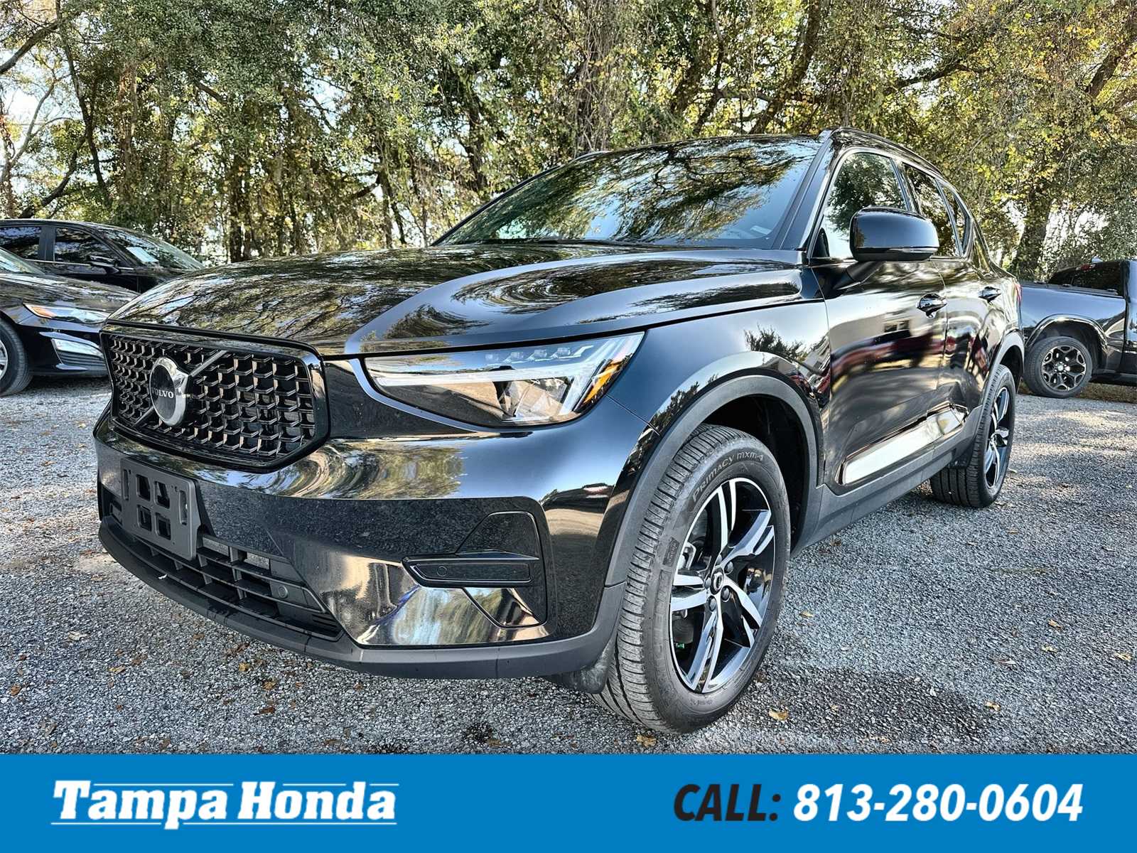 2024 Volvo XC40 Core's photo