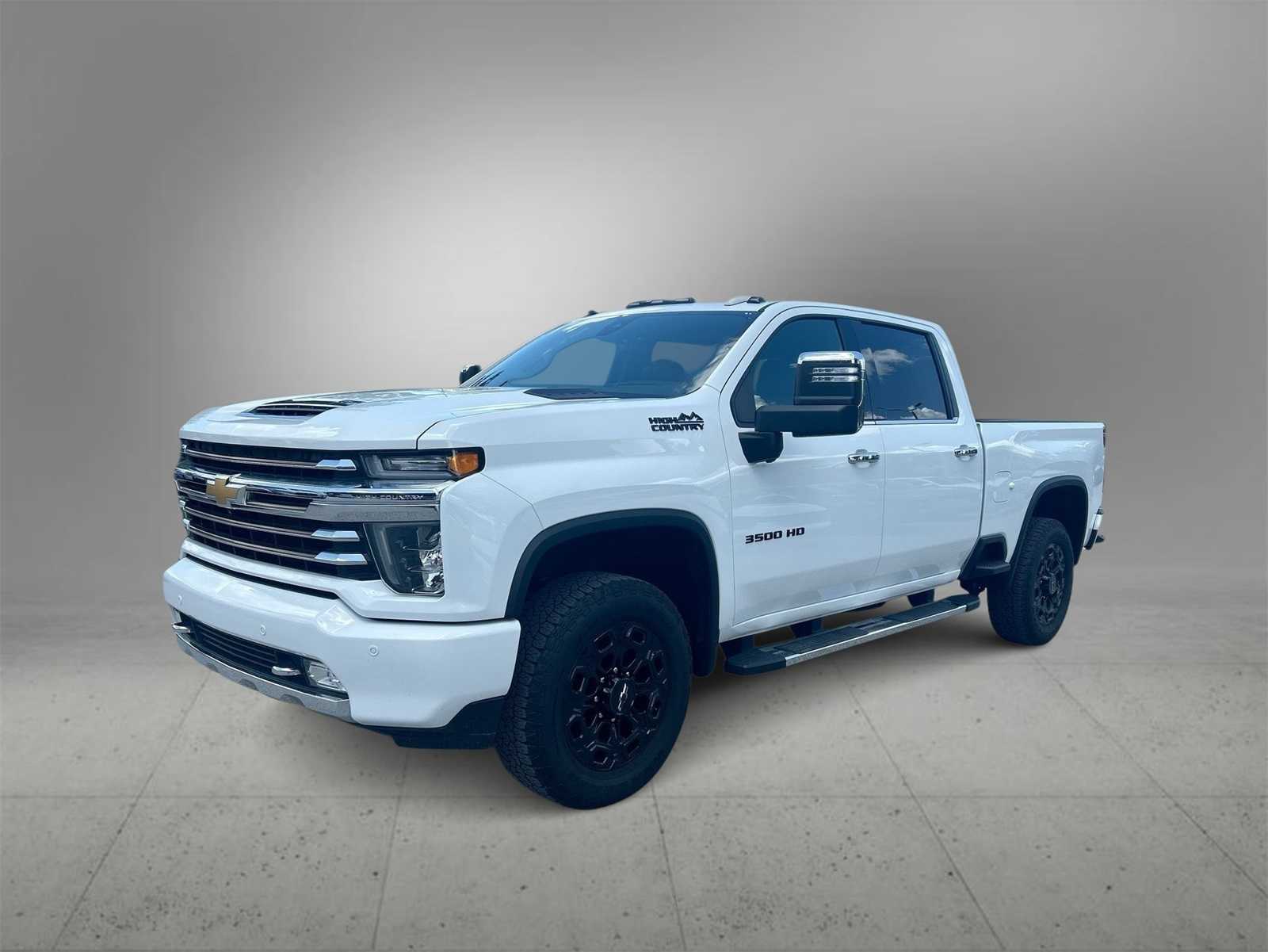 2023 Chevrolet Silverado 3500HD High Country 4WD Crew Cab 159