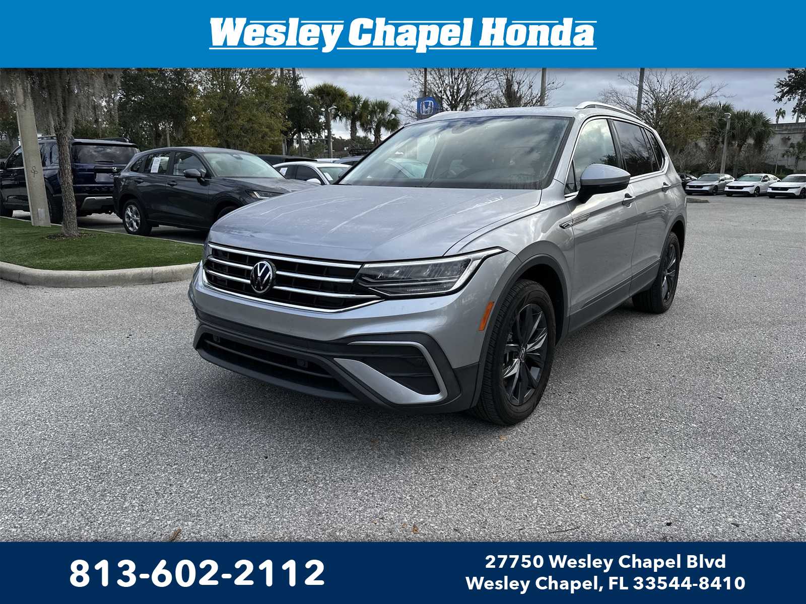 2022 Volkswagen Tiguan SE's photo