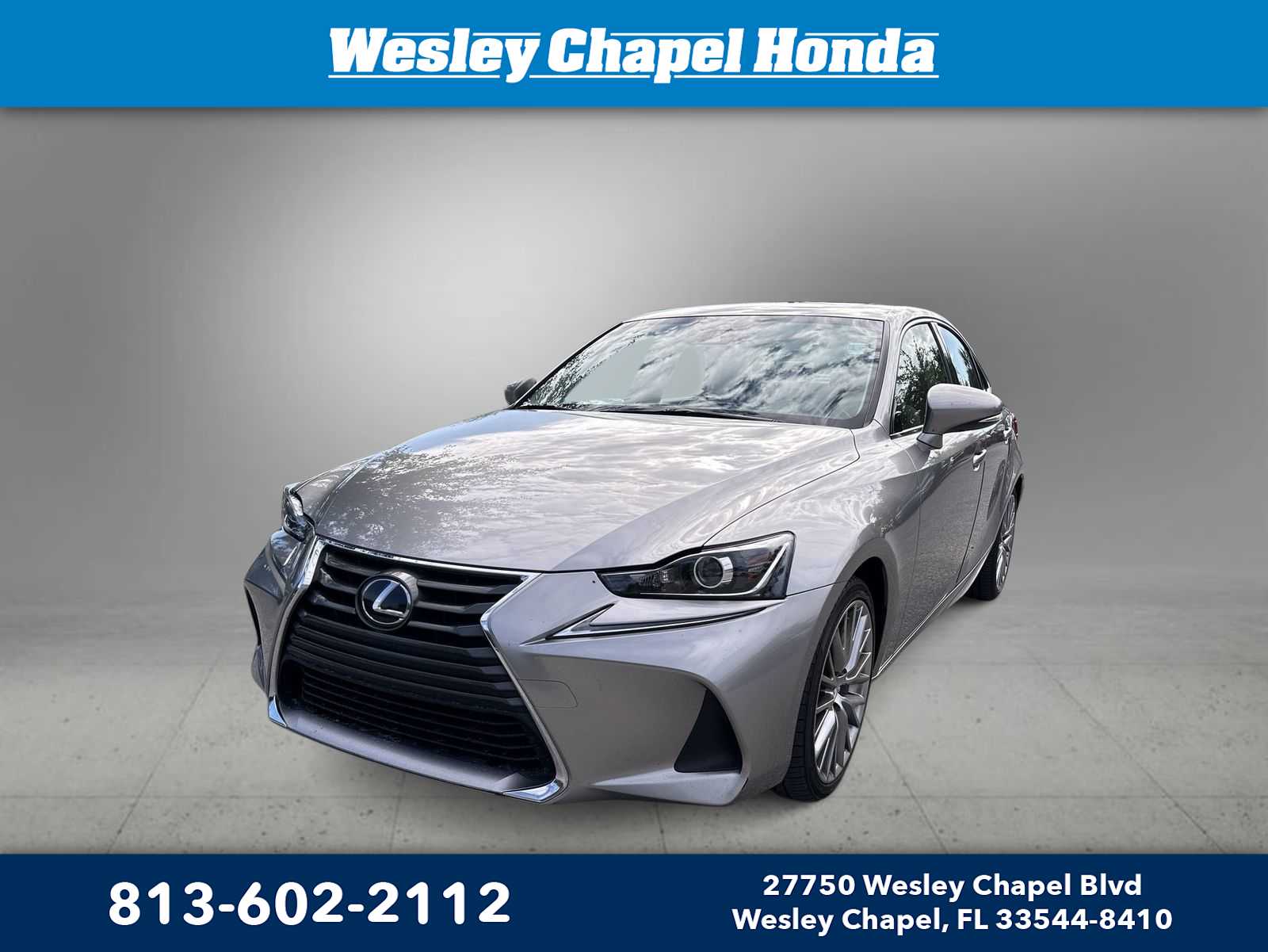 2017 Lexus IS 350 200t's photo