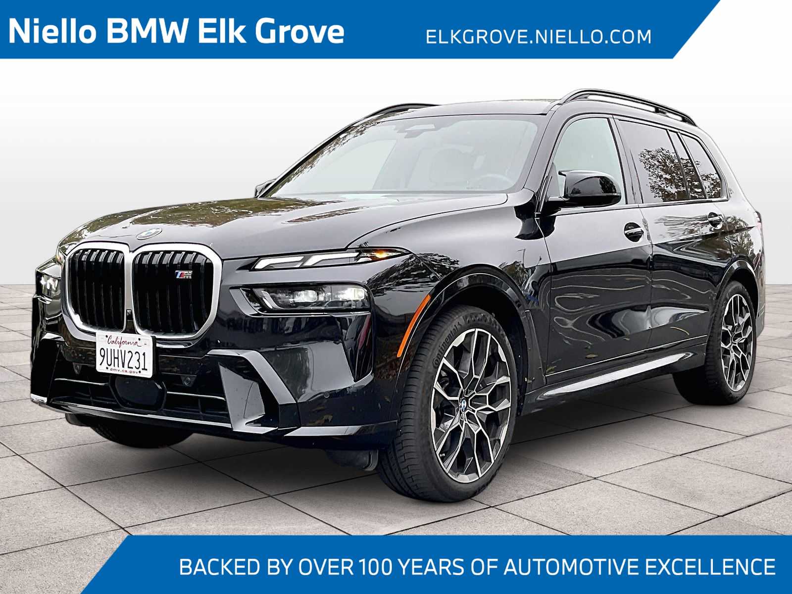 2025 BMW X7 M60i AWD