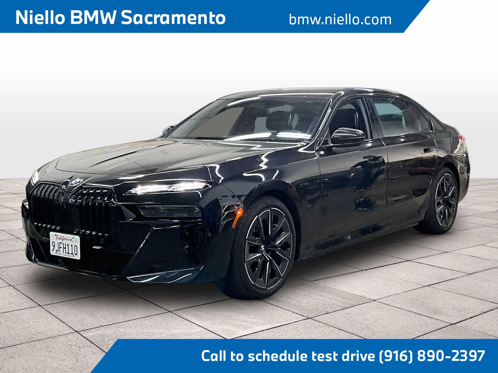  2023 BMW i7 xDrive60 AWD   