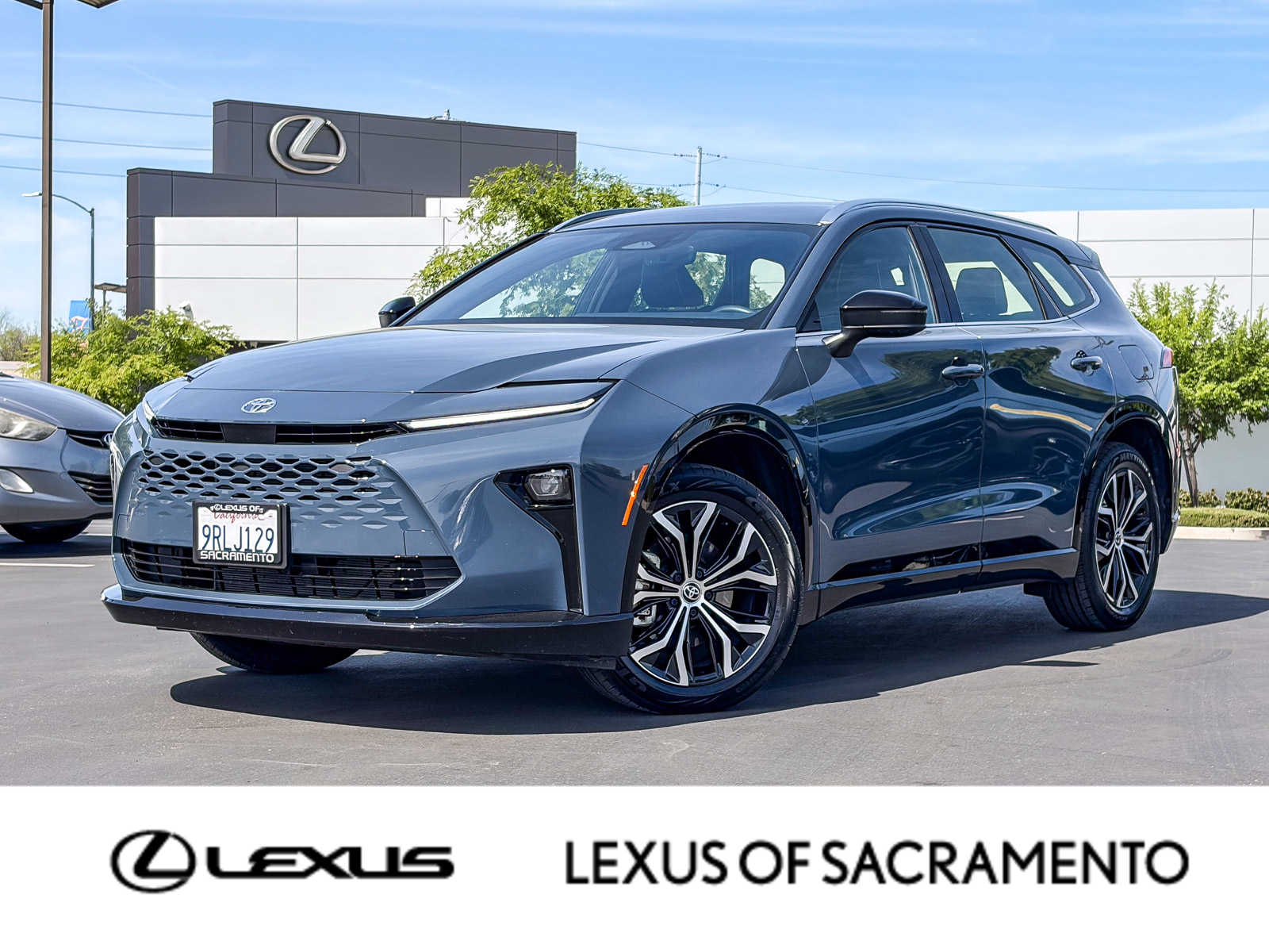 2025 Toyota Crown Signia XLE AWD