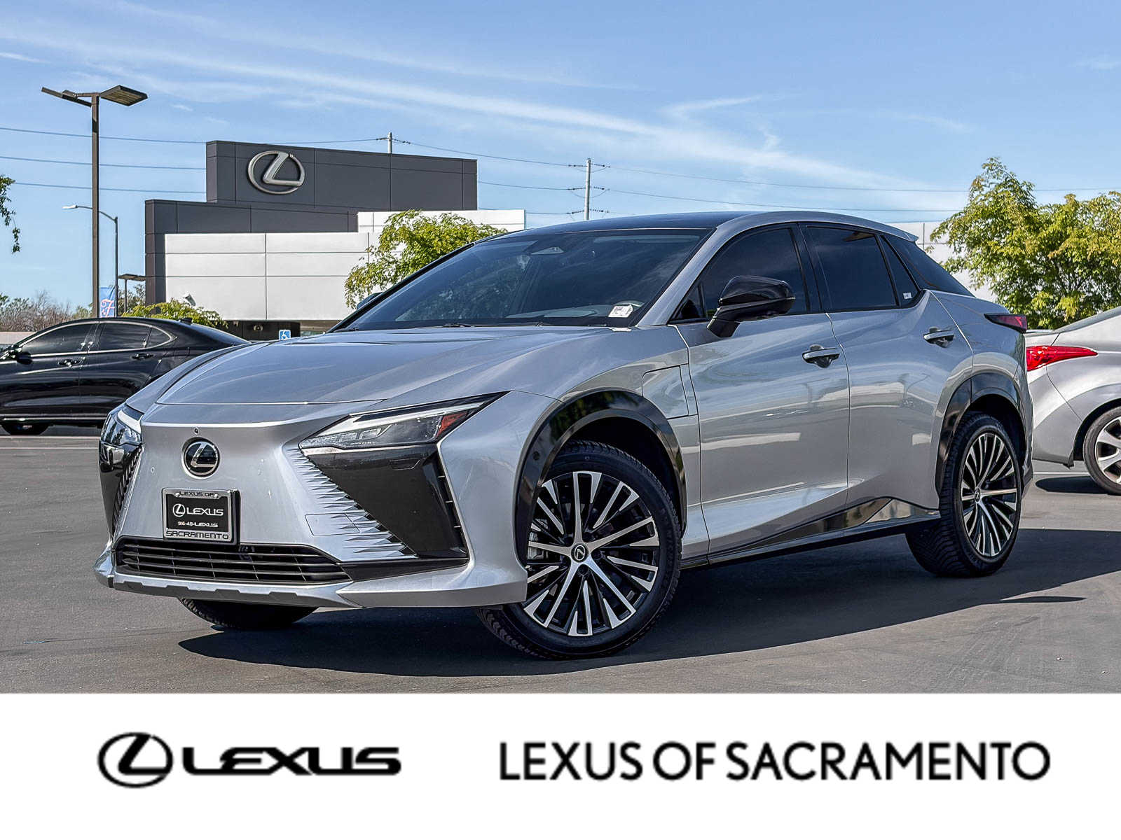 2023 Lexus RZ 450e Luxury AWD