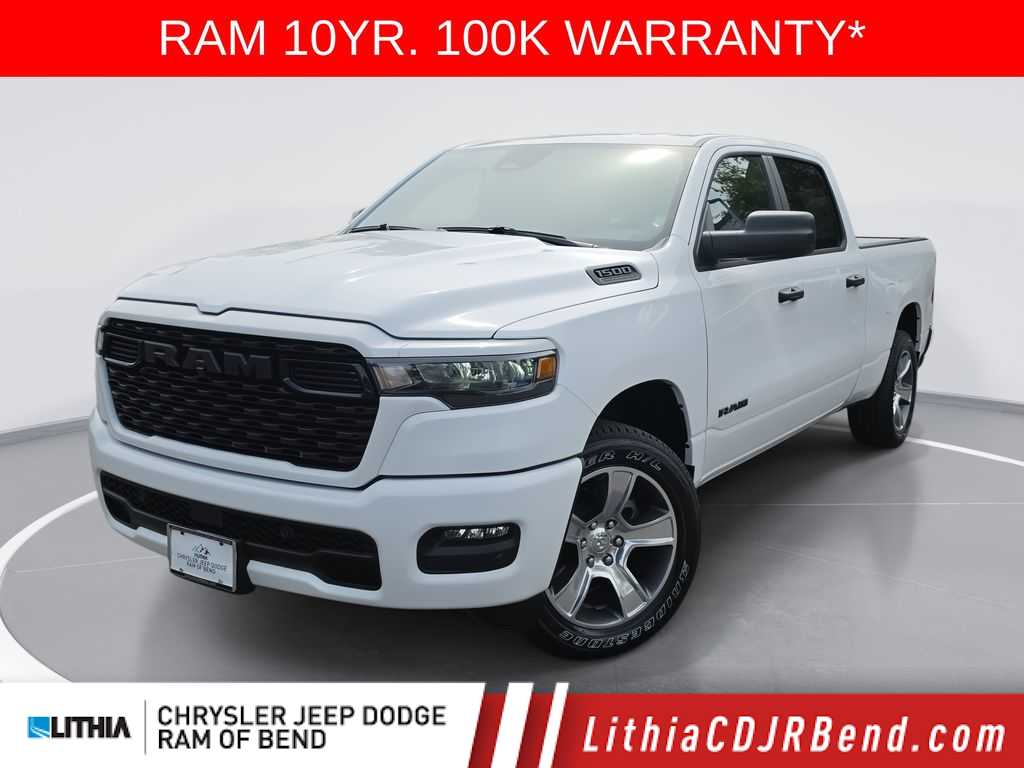 Bright White Clearcoat 2026 RAM 1500 Pickup Truck Four-Wheel Drive 8-Speed Automatic