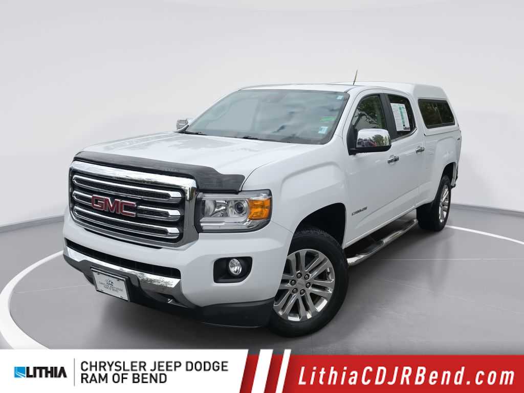 Summit White 2015 GMC Canyon Pickup Truck Four-Wheel Drive 6-Speed Automatic