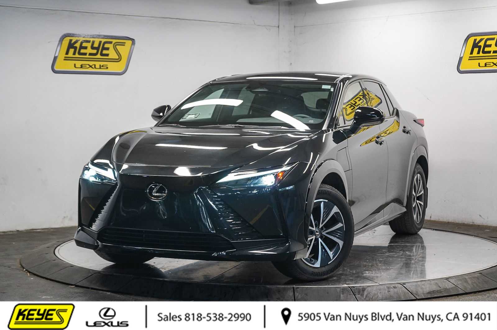 2025 Lexus RZ 450e AWD