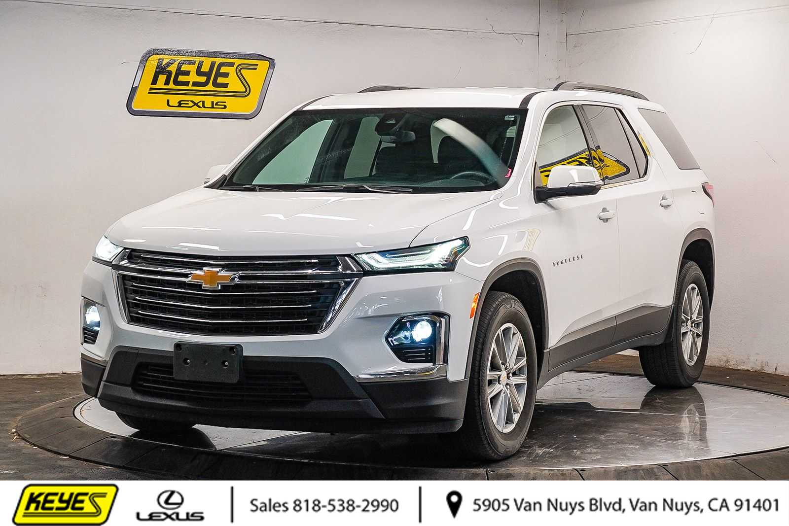 2023 Chevrolet Traverse LT Cloth FWD