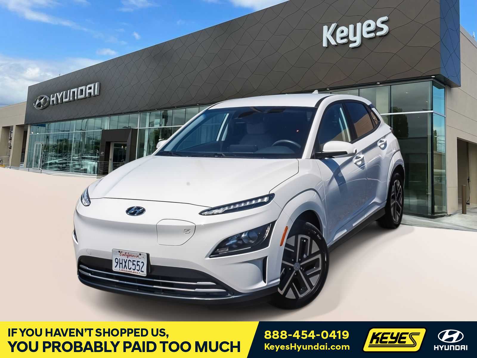 Lunar White 2023 Hyundai Kona Electric SUV / Crossover Front-Wheel Drive 1-Speed Automatic