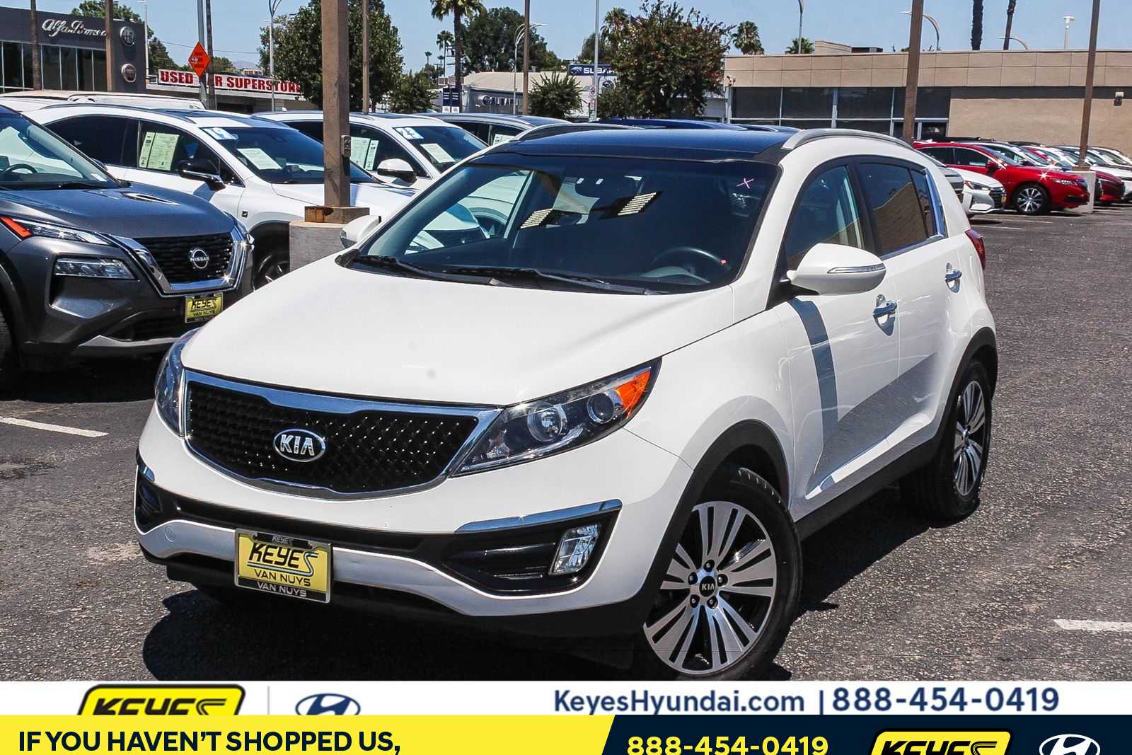 Clear White 2016 Kia Sportage SUV / Crossover Front-Wheel Drive 6-Speed Automatic
