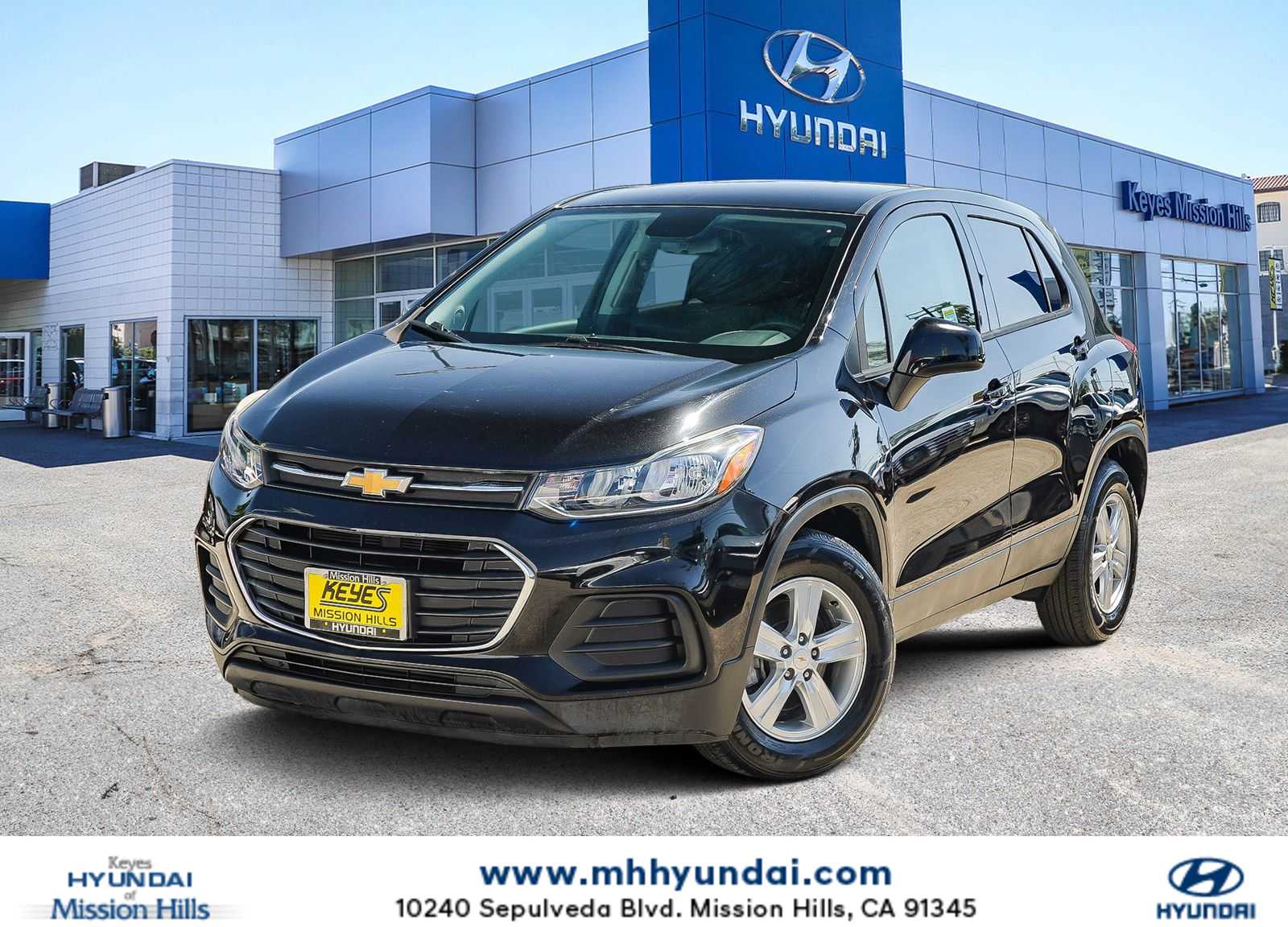 Mosaic Black Metallic 2020 Chevrolet Trax LS FWD SUV / Crossover Front-Wheel Drive 6-Speed Automatic