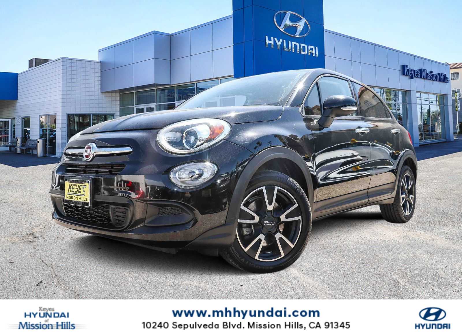 Nero Cinema (Black Clear Coat) 2016 FIAT 500X Easy SUV / Crossover Front-Wheel Drive 9-Speed Automatic