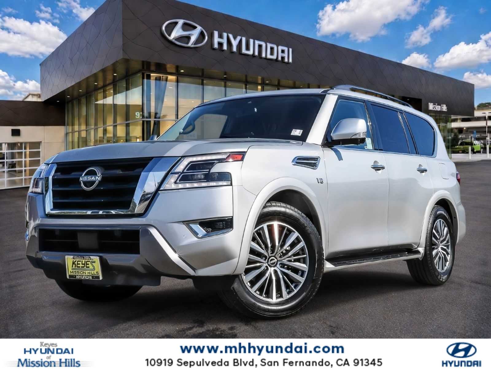 Brilliant Silver Metallic 2021 Nissan Armada SUV / Crossover 4X2 7-Speed Automatic